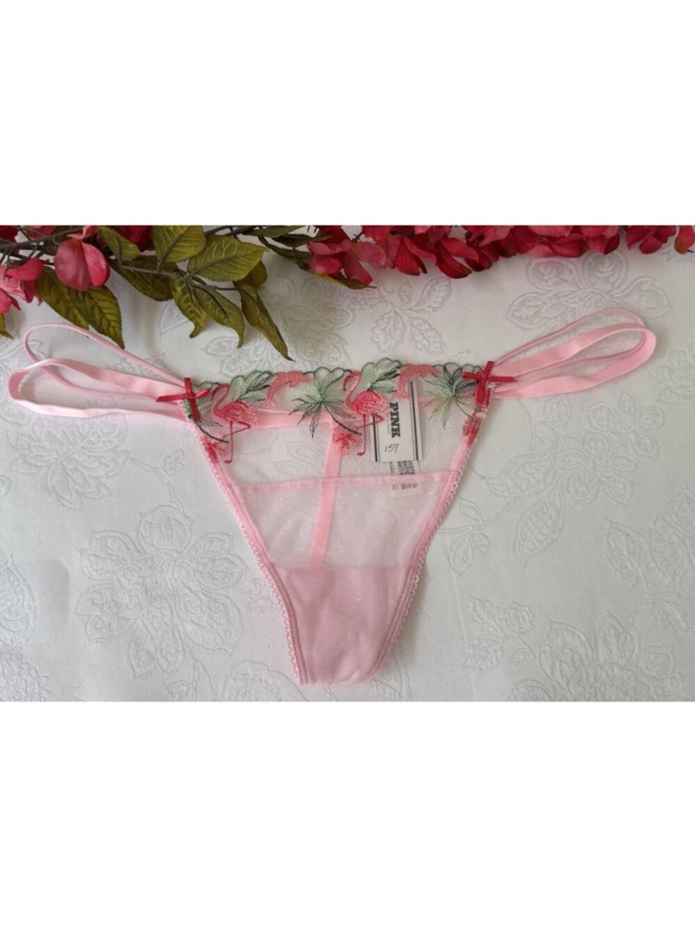 VICTORIA'S SECRET M PINK FLAMINGO EMBROIDERED LACE V STRING THONG PANTIES SUMMER